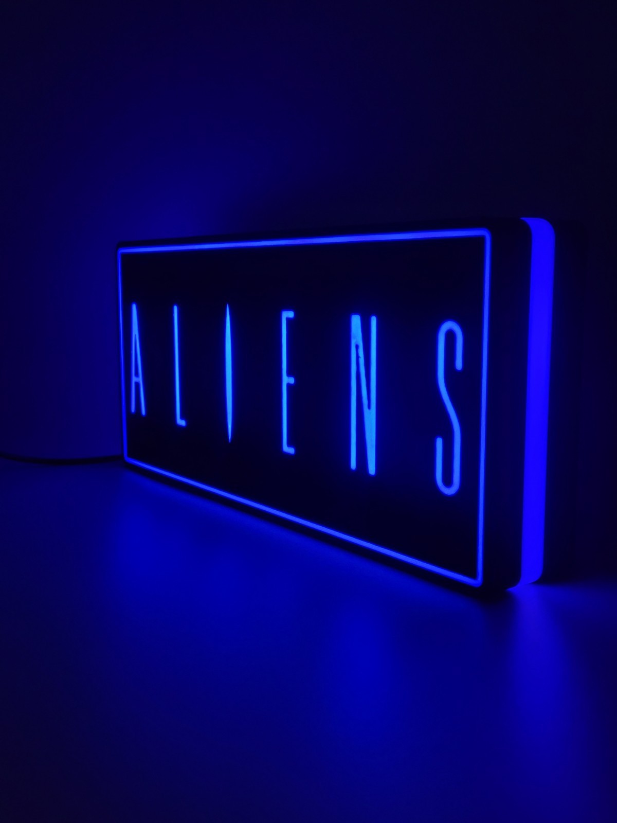 Aliens Blue Light Box Sign