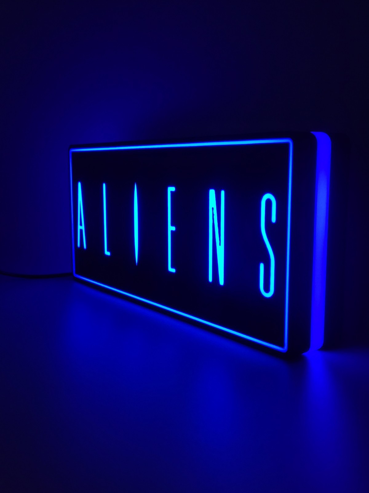 Aliens Blue Light Box Sign